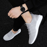 Breathable men casual shoes